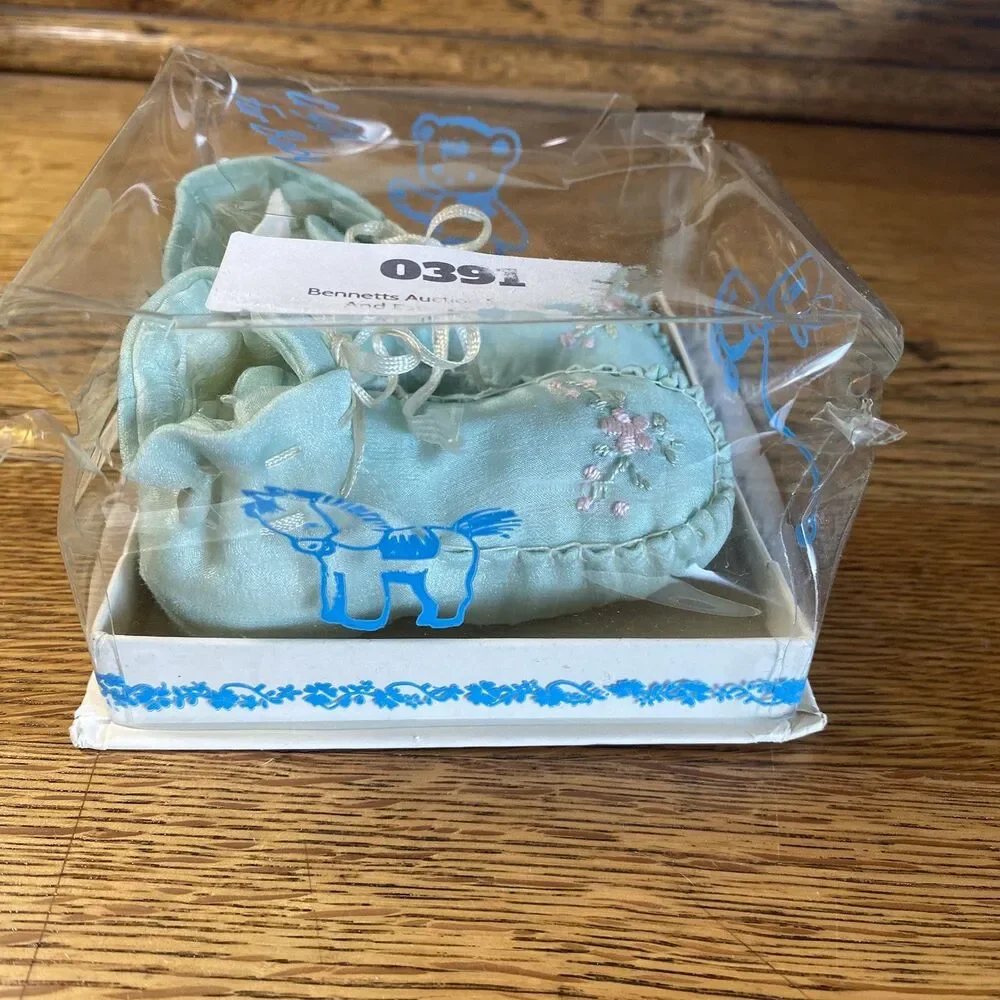 Vintage Hand Made Baby Booties Floral Embroidered Blue/Green Lace Up